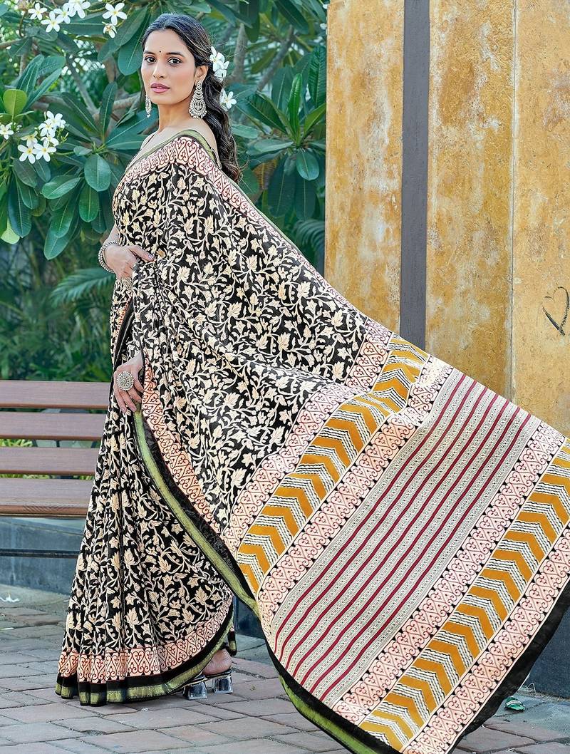 Hand block print with hevay zari bodar sarees