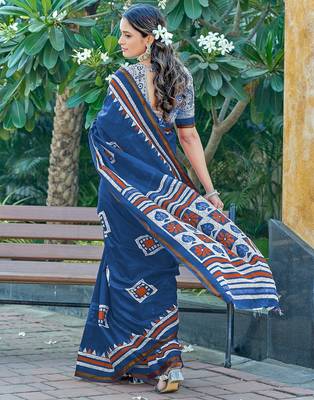Hand block print with hevay zari bodar sarees 2