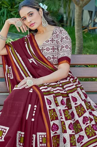 Hand block print with hevay zari bodar sarees