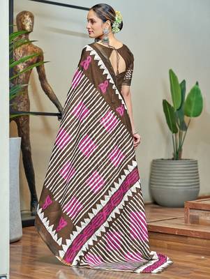 Hand block print with hevay zari bodar sarees 2