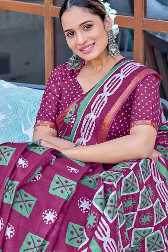 Hand block print with hevay zari bodar sarees