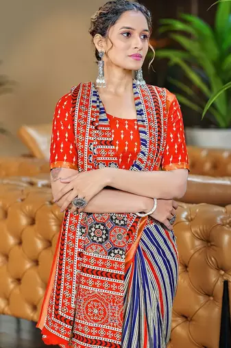 Hand block print with hevay zari bodar sarees