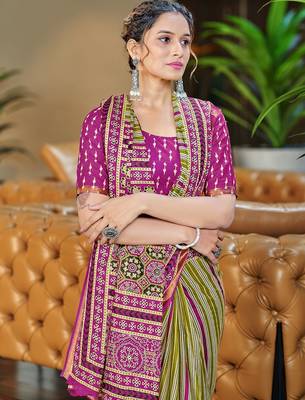 Hand block print with hevay zari bodar sarees 3