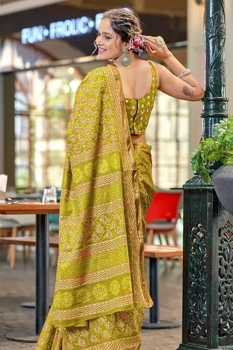 Hand block print with hevay zari bodar sarees