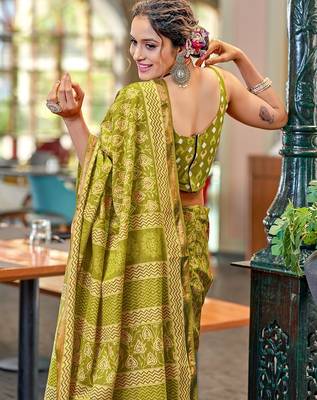 Hand block print with hevay zari bodar sarees 3