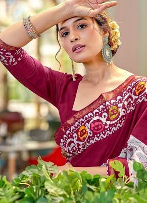 Hand block print with hevay zari bodar sarees 3