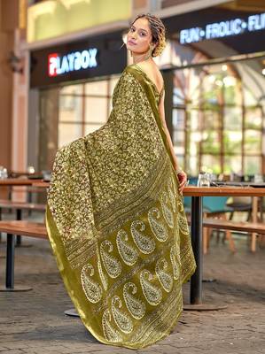 Hand block print with hevay zari bodar sarees 2
