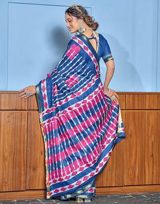 Hand block print with hevay zari bodar sarees 2