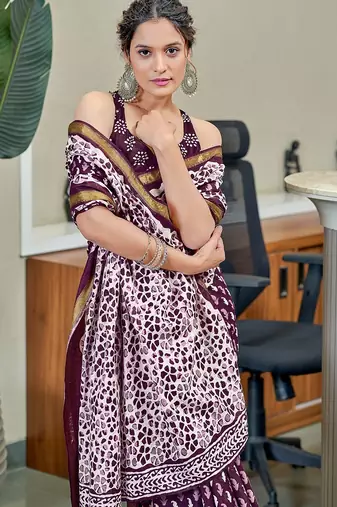 Hand block print with hevay zari bodar sarees