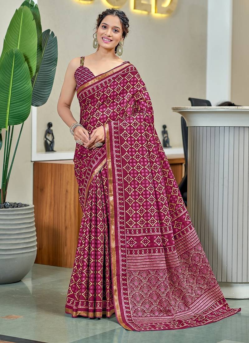 Hand block print with hevay zari bodar sarees