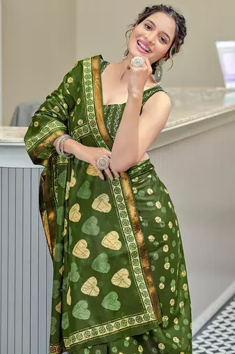 Hand block print with hevay zari bodar sarees