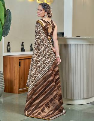 Hand block print with hevay zari bodar sarees 2