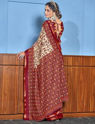 Hand block print with hevay zari bodar sarees 2