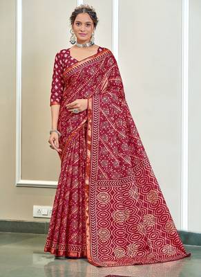 Hand block print with hevay zari bodar sarees 1