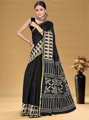 Hand block print with hevay zari bodar sarees 1