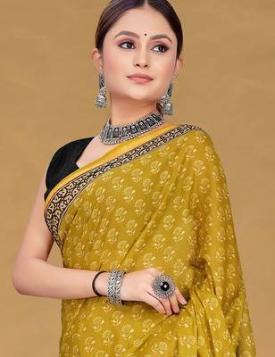 Hand block print with hevay zari bodar sarees 2