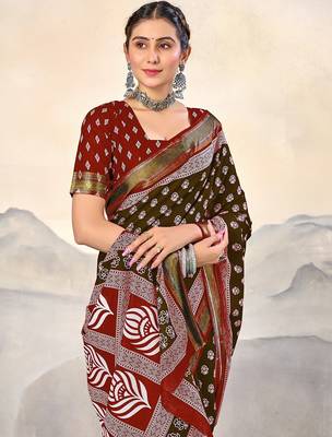 Hand block print with hevay zari bodar sarees 2