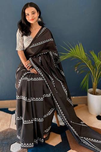 Pure cotton fancy bagru print black colour sarees with blouse pice*