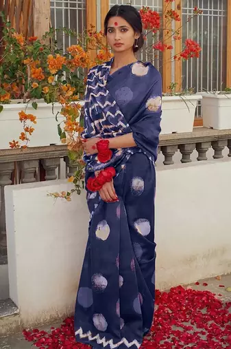 Pure cotton fancy bagru print sarees with blouse pice*