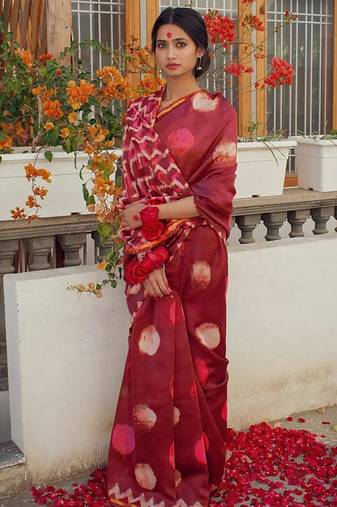 Pure cotton fancy bagru print sarees with blouse pice*