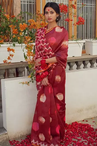 Pure cotton fancy bagru print sarees with blouse pice*