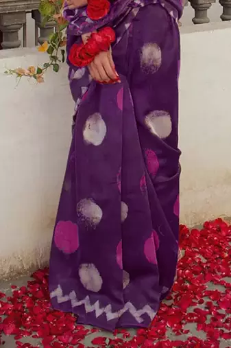 Pure cotton fancy bagru print sarees with blouse pice*