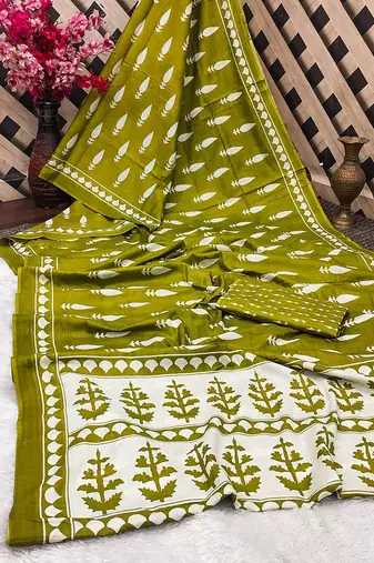 Pure cotton fancy bagru print sarees with blouse pice*