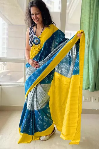 Pure cotton fancy ikkat print sarees with blouse pice*