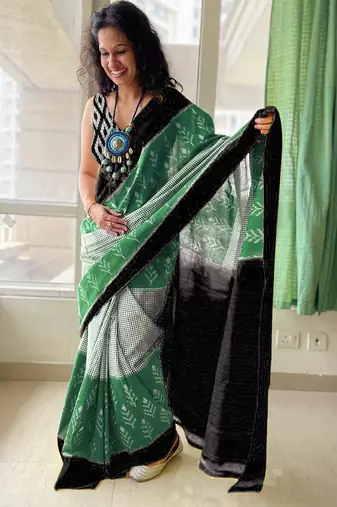 Pure cotton fancy ikkat print sarees with blouse pice*