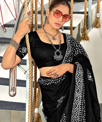 Hand batik block print sarees with blouse pice* 3