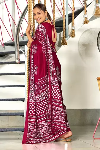 Hand batik block print sarees with blouse pice*