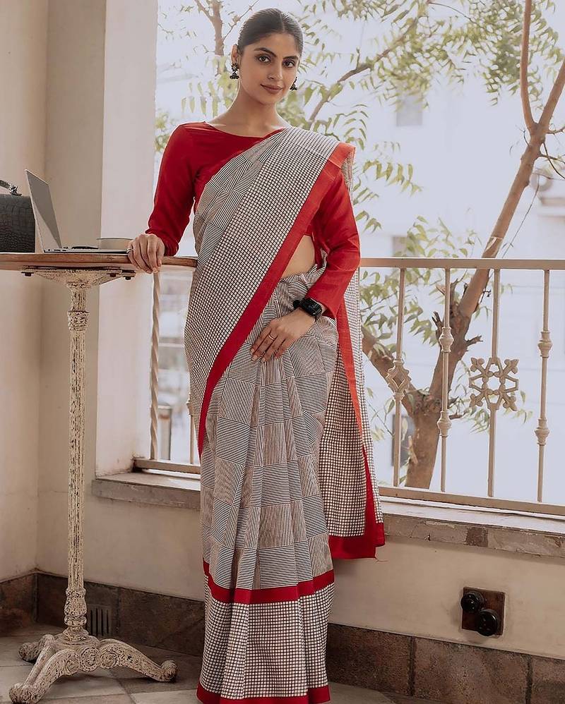 Pure cotton fancy tranding office wear jaipur block print sarees