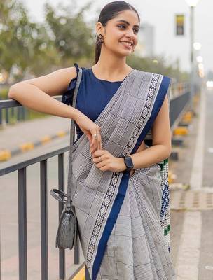 pure cotton fancy jaipuri  print sarees with blouse 4
