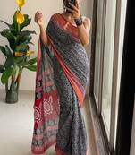 Beutiful bagru bandhani printed sarees with hevy zari bordar