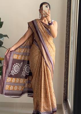 Beutiful bagru bandhani printed sarees with hevy zari bordar 1