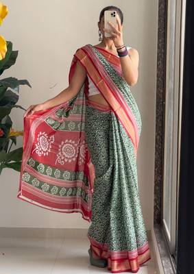 Beutiful bagru bandhani printed sarees with hevy zari bordar 1