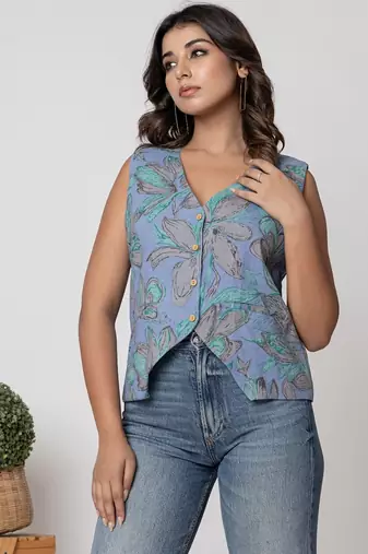 White & blue floral full sleeves cotton printed shirt