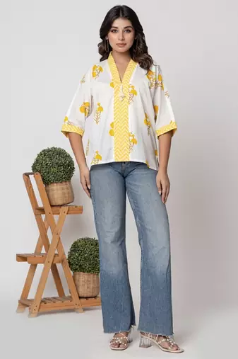 White & yellow summer printed cotton top