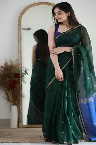 Dark green elegant silk blend saree