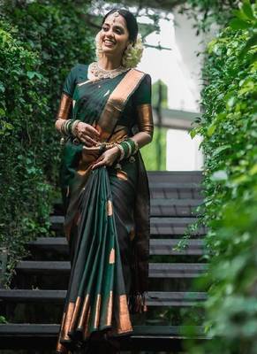 Classic black gold motif silk blend saree 2