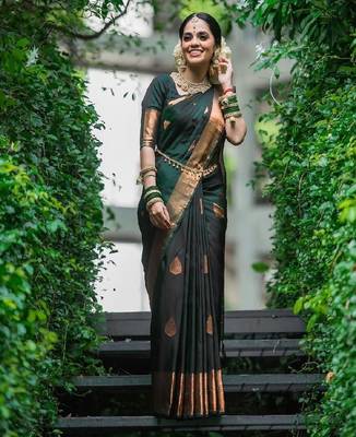 Classic black gold motif silk blend saree 4