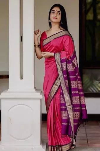 Elegant pink designer silk blend saree