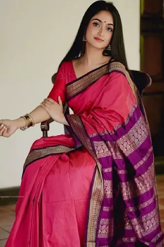 Elegant pink designer silk blend saree