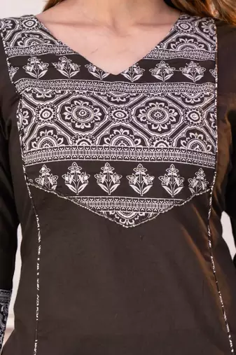 Beautiful jaipuri a women's choclate brown cotton printed kurti set with a dupatta