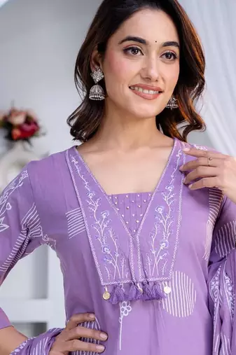 Beautiful jaipuri a women's lavender cotton printed kurti set with a dupatta