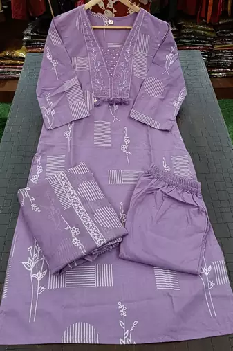 Beautiful jaipuri a women's lavender cotton printed kurti set with a dupatta