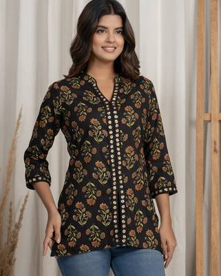 Black embroidered short kurti 1