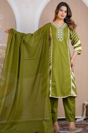 Beautiful jaipuri a green lehriya printed indian kurta set with a matching dupatta and pants