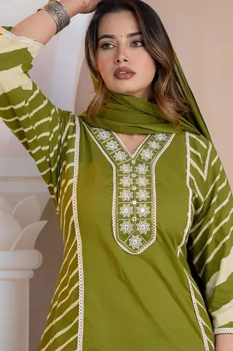 Beautiful jaipuri a green lehriya printed indian kurta set with a matching dupatta and pants