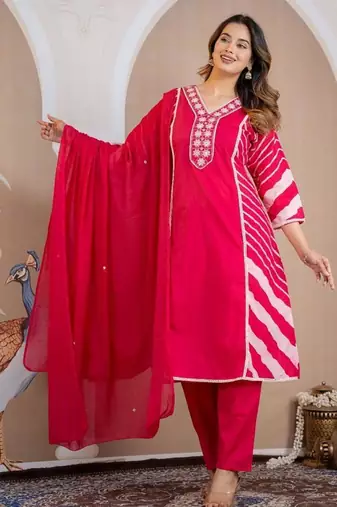 Beautiful jaipuri a pink lehriya printed indian kurta set with a matching dupatta and pants